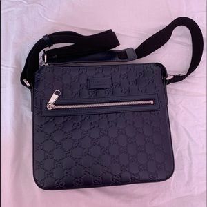 Gucci Men's Messenger Leather Bag